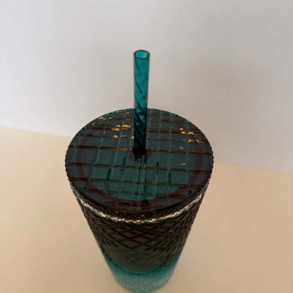 NWT Starbucks Jeweled teal ombré 16 oz. cold beverage cup,‎ 2023 release